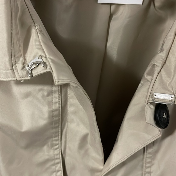 Nine West rain jacket - Picture 2 of 5